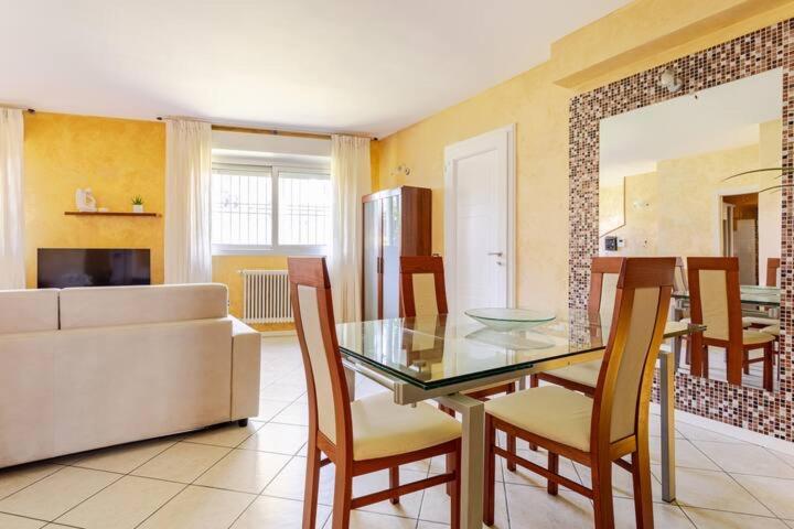 Ferienwohnung A Casa Minerva Rimini Exterior foto