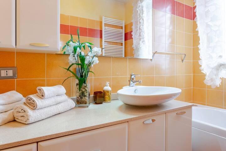 Ferienwohnung A Casa Minerva Rimini Exterior foto